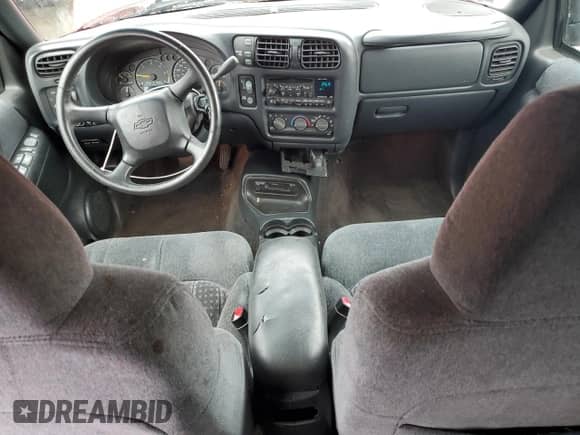 1999 Chevrolet Blazer LT with VIN 1GNDT13W7X2243230, listed as a Copart auction lot 57298805 with 230,907 mi miles and Salvage title. Bid and sale history available at DreamBid. Image 8.