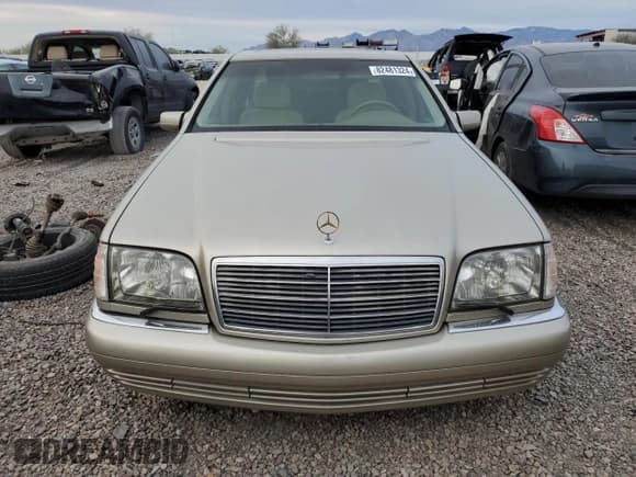 ✅ 1998 Mercedes-Benz S 320/430/500 • VIN: WDBGA51G5WA400870 • Лот: 82481324. Опубликован ранее на Copart с пробегом Не указан. Бесплатный доступ к архиву аукционных продаж из США и подробный отчёт об истории автомобиля на DreamBid. Изображение 5.