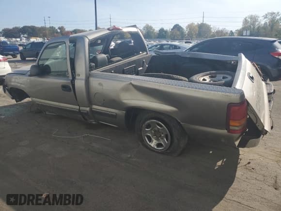 ✅ 1999 Chevrolet Silverado 1500 • VIN: 1GCEC14W6XZ189115 • Лот: 76862874. Опубликован ранее на Copart с пробегом 171 072 миль. Бесплатный доступ к архиву аукционных продаж из США и подробный отчёт об истории автомобиля на DreamBid. Изображение 2.