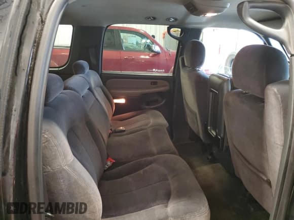 ✅ 2001 Chevrolet Suburban LS • VIN: 1GNFK16T41J286966 • Лот: 84717424. Опубликован ранее на Copart с пробегом 140 324 миль. Бесплатный доступ к архиву аукционных продаж из США и подробный отчёт об истории автомобиля на DreamBid. Изображение 11.