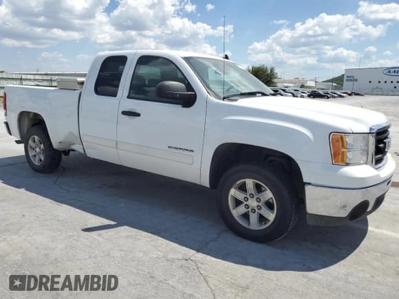 ✅ 2011 GMC Sierra 1500 SLE • VIN: 1GTR1VE00BZ308102 • Lot: 70129345. Wystawiony na Copart z przebiegiem 288 919 mil. Bezpłatny archiwum sprzedaży aukcyjnych z USA i szczegółowy raport historii pojazdu na DreamBid. Zdjęcie 4.