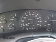 ✅ 1998 Lincoln Navigator • VIN: 5LMRU27L7WLJ33443 • Lot: 42201858. Listed on IAAI with 236,032 mi. Free auction sales archive from the USA and detailed vehicle history report at DreamBid. Image 7.