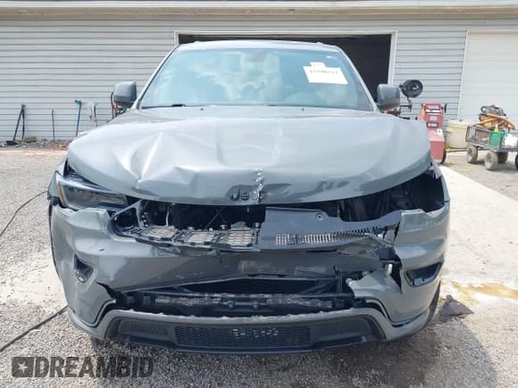 ✅ 2020 Jeep Grand Cherokee North • VIN: 1C4RJFAG4LC397993 • Lot: 42390213. Listed on IAAI with 51,236 mi. Free auction sales archive from the USA and detailed vehicle history report at DreamBid. Image 13.