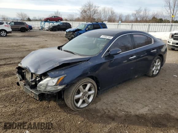 ✅ 2013 Nissan Maxima S • VIN: 1N4AA5AP2DC827454 • Lot: 47682165. Listed on Copart with 228,242 mi. Free auction sales archive from the USA and detailed vehicle history report at DreamBid. Image 1.