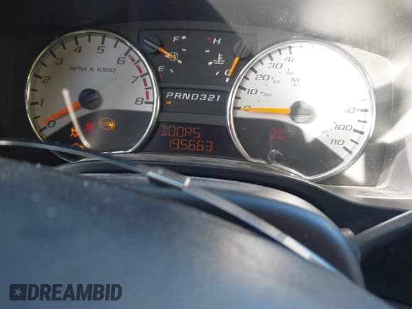 ✅ 2009 Chevrolet Colorado 2LT • VIN: 1GCDS13E098138628 • Lot: 43527059. Listed on IAAI with 195,663 mi. Free auction sales archive from the USA and detailed vehicle history report at DreamBid. Image 7.