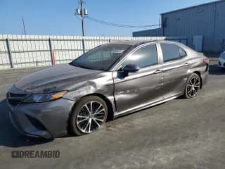 ✅ 2018 Toyota Camry SE • VIN: 4T1B11HK2JU540649 • Lot: 93805425. Listed on Copart with 83,114 mi. Free auction sales archive from the USA and detailed vehicle history report at DreamBid. Image 1.