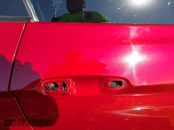 ✅ 2019 Ford Mustang EcoBoost • VIN: 1FA6P8TH5K5200793 • Lot: 43639634. Wystawiony na IAAI z przebiegiem 137 326 mil. Bezpłatny archiwum sprzedaży aukcyjnych z USA i szczegółowy raport historii pojazdu na DreamBid. Zdjęcie 19.