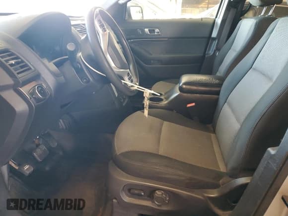 ✅ 2014 Ford Police Interceptor Utility • VIN: 1FM5K8AR1EGC38879 • Lot: 91405975. Wystawiony na Copart z przebiegiem 166 399 mil. Bezpłatny archiwum sprzedaży aukcyjnych z USA i szczegółowy raport historii pojazdu na DreamBid. Zdjęcie 7.