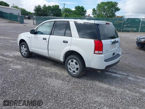 ✅ 2007 Saturn VUE I4 • VIN: 5GZCZ33D77S807082 • Lot: 42239756. Wystawiony na IAAI z przebiegiem 193 135 mil. Bezpłatny archiwum sprzedaży aukcyjnych z USA i szczegółowy raport historii pojazdu na DreamBid. Zdjęcie 3.