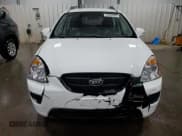 ✅ 2010 Kia Rondo • VIN: KNAHG8C92A7300149 • Лот: 47602685. Опубликован ранее на Copart с пробегом 105 553 миль. Бесплатный доступ к архиву аукционных продаж из США и подробный отчёт об истории автомобиля на DreamBid. Изображение 5.