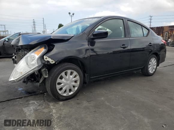 ✅ 2016 Nissan Versa S Plus • VIN: 3N1CN7AP0GL833297 • Lot: 81927565. Listed on Copart with 45,481 mi. Free auction sales archive from the USA and detailed vehicle history report at DreamBid. Image 1.