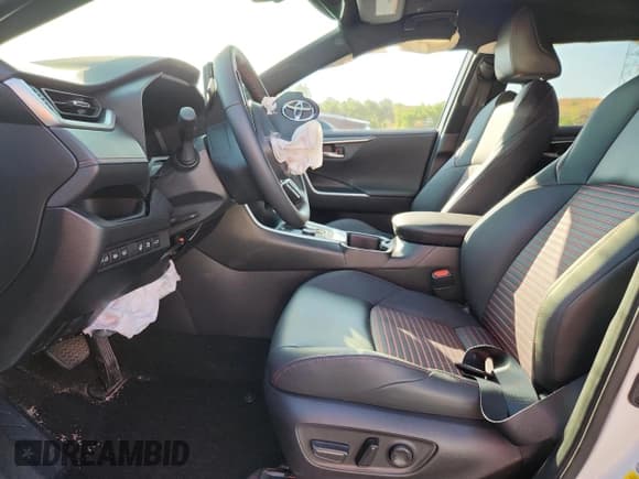 ✅ 2024 Toyota RAV4 XSE • VIN: JTMEB3FV3RD209761 • Лот: 69856475. Опубликован ранее на Copart с пробегом 9 075 миль. Бесплатный доступ к архиву аукционных продаж из США и подробный отчёт об истории автомобиля на DreamBid. Изображение 7.