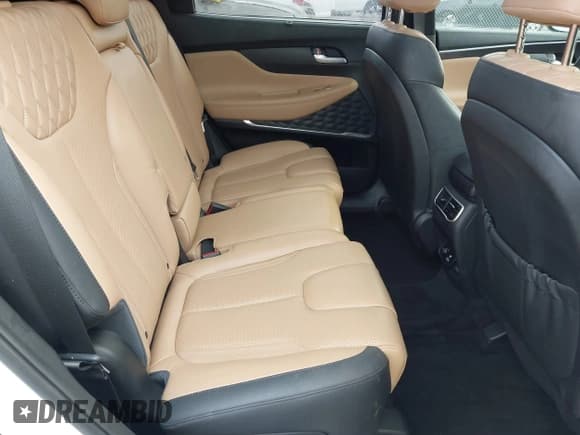 ✅ 2021 Hyundai Santa Fe Calligraphy • VIN: 5NMS5DAL8MH364084 • Lot: 43275810. Wystawiony na IAAI z przebiegiem 38 209 mil. Bezpłatny archiwum sprzedaży aukcyjnych z USA i szczegółowy raport historii pojazdu na DreamBid. Zdjęcie 8.