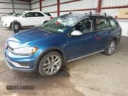 ✅ 2019 Volkswagen Golf S • VIN: 3VWH17AU4KM516840 • Lot: 41978817. Wystawiony na IAAI z przebiegiem 102 612 mil. Bezpłatny archiwum sprzedaży aukcyjnych z USA i szczegółowy raport historii pojazdu na DreamBid. Zdjęcie 17.