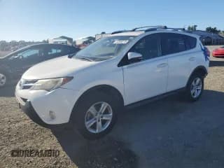 ✅ 2013 Toyota RAV4 XLE • VIN: JTMWFREV0DD011502 • Lot: 84895215. Listed on Copart with 159,100 mi. Free auction sales archive from the USA and detailed vehicle history report at DreamBid. Image 1.