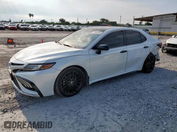 2021 Toyota Camry XSE с VIN 4T1K61AK3MU600891, выставлен на аукционе Copart как лот 70040405 с пробегом 66 035 миль миль и Списание • Salvage title. История ставок и продаж доступна на DreamBid. Изображение 1.