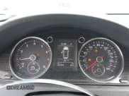 ✅ 2015 Volkswagen CC Executive • VIN: WVWRP7AN7FE802238 • Lot: 42321727. Wystawiony na IAAI z przebiegiem 65 933 mil. Bezpłatny archiwum sprzedaży aukcyjnych z USA i szczegółowy raport historii pojazdu na DreamBid. Zdjęcie 7.