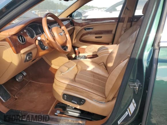 ✅ 2012 Bentley Mulsanne • VIN: SCBBB7ZH2CC017229 • Lot: 56366125. Wystawiony na Copart z przebiegiem 109 311 mil. Bezpłatny archiwum sprzedaży aukcyjnych z USA i szczegółowy raport historii pojazdu na DreamBid. Zdjęcie 7.