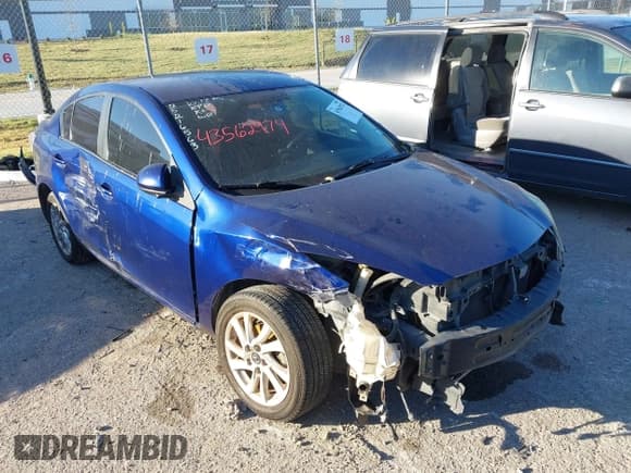 ✅ 2013 Mazda 3 i Touring • VIN: JM1BL1VP1D1805520 • Lot: 43562974. Wystawiony na IAAI z przebiegiem 184 547 mil. Bezpłatny archiwum sprzedaży aukcyjnych z USA i szczegółowy raport historii pojazdu na DreamBid. Zdjęcie 6.