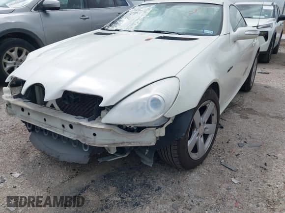 ✅ 2008 Mercedes-Benz SLK 280 • VIN: WDBWK54F18F174473 • Лот: 42123501. Опубликован ранее на IAAI с пробегом 102 143 миль. Бесплатный доступ к архиву аукционных продаж из США и подробный отчёт об истории автомобиля на DreamBid. Изображение 6.