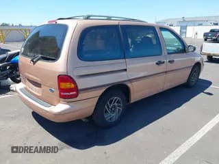 ✅ 1995 Ford Windstar GL • VIN: 2FMDA5142SBA97034 • Lot: 42624485. Wystawiony na IAAI z przebiegiem 143 533 mil. Bezpłatny archiwum sprzedaży aukcyjnych z USA i szczegółowy raport historii pojazdu na DreamBid. Zdjęcie 4.