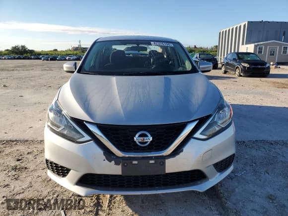 ✅ 2017 Nissan Sentra SV • VIN: 3N1AB7AP7HY325574 • Lot: 82376155. Listed on Copart with 110,951 mi. Free auction sales archive from the USA and detailed vehicle history report at DreamBid. Image 5.