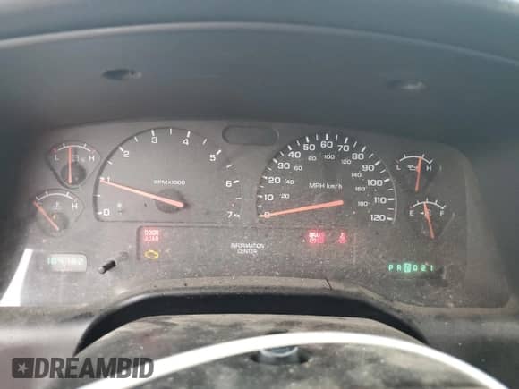 2002 Dodge Dakota SLT z VIN 1B7HL48XX2S724854, wystawiony jako Copart lot #71327325 z przebiegiem 184 782 mil mil oraz Szkoda całkowita • Salvage title. Historia ofert i sprzedaży dostępna na DreamBid. Obrazek 9.