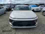 2024 Hyundai Sonata SEL z VIN KMHL64JA1RA365610, wystawiony jako Copart lot #85754545 z przebiegiem 14 130 mil mil oraz Szkoda całkowita • Salvage title. Historia ofert i sprzedaży dostępna na DreamBid. Obrazek 5.