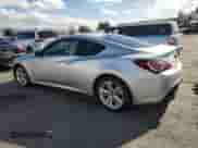 2013 Hyundai Genesis Coupe 2.0T z VIN KMHHT6KD4DU095279, wystawiony jako Copart lot #80265414 z przebiegiem 250 918 mil mil oraz Czysty tytuł • Clean title. Historia ofert i sprzedaży dostępna na DreamBid. Obrazek 2.