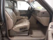 ✅ 2001 Chevrolet Suburban LS • VIN: 3GNEC16T21G222550 • Лот: 41371629. Опубликован ранее на IAAI с пробегом 261 681 миль. Бесплатный доступ к архиву аукционных продаж из США и подробный отчёт об истории автомобиля на DreamBid. Изображение 5.