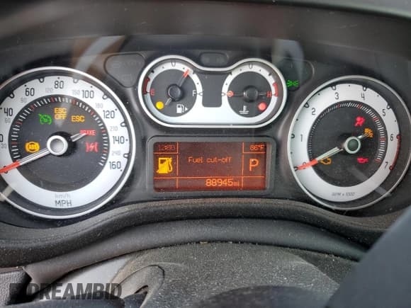 ✅ 2015 FIAT 500L Easy • VIN: ZFBCFABH7FZ030382 • Lot: 62732905. Listed on Copart with 88,945 mi. Free auction sales archive from the USA and detailed vehicle history report at DreamBid. Image 9.