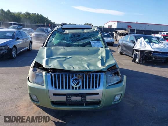 2010 Mercury Mariner с VIN 4M2CN9B77AKJ18284, выставлен на аукционе IAAI как лот 43277127 с пробегом 175 181 миль миль и . История ставок и продаж доступна на DreamBid. Изображение 6.