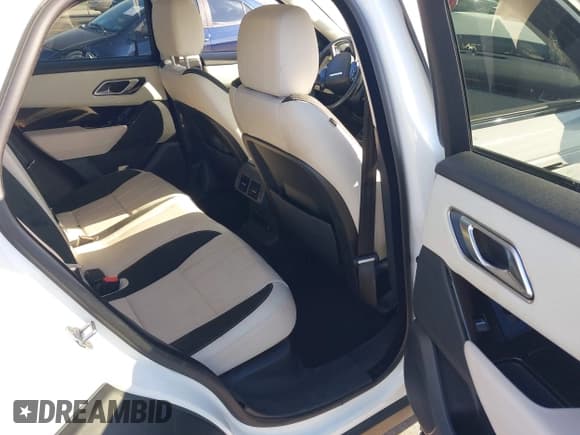 ✅ 2020 Land Rover Range Rover Velar S • VIN: SALYB2EX1LA242625 • Lot: 43342183. Wystawiony na IAAI z przebiegiem 87 116 mil. Bezpłatny archiwum sprzedaży aukcyjnych z USA i szczegółowy raport historii pojazdu na DreamBid. Zdjęcie 8.