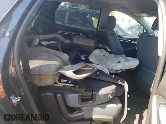 ✅ 2021 Buick Enclave Essence • VIN: 5GAEVAKWXMJ134093 • Lot: 62074235. Wystawiony na Copart z przebiegiem 97 674 mil. Bezpłatny archiwum sprzedaży aukcyjnych z USA i szczegółowy raport historii pojazdu na DreamBid. Zdjęcie 10.