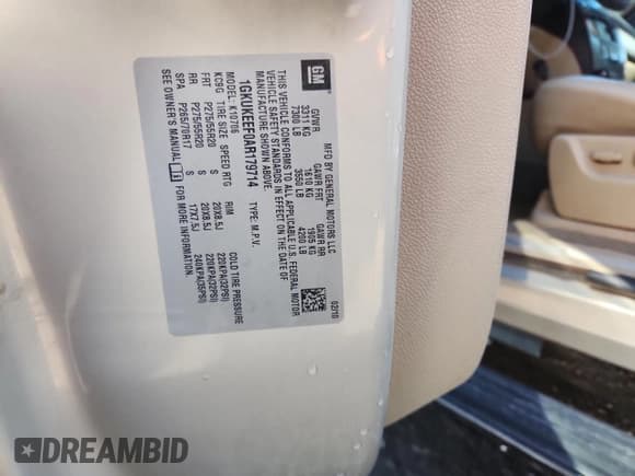 ✅ 2010 GMC Yukon Denali • VIN: 1GKUKEEF0AR179714 • Lot: 87252675. Wystawiony na Copart z przebiegiem 157 330 mil. Bezpłatny archiwum sprzedaży aukcyjnych z USA i szczegółowy raport historii pojazdu na DreamBid. Zdjęcie 13.