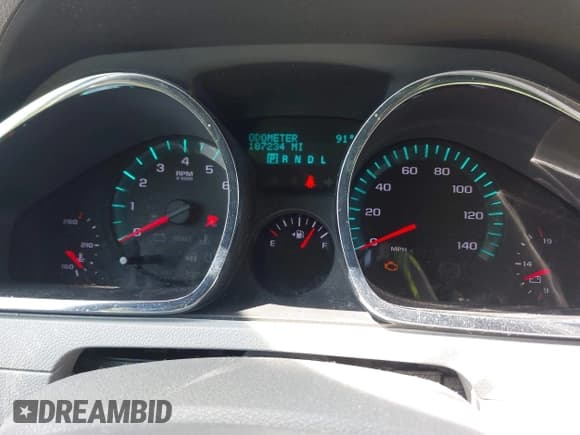 ✅ 2011 Chevrolet Traverse LS • VIN: 1GNKREEDXBJ412194 • Lot: 43304374. Wystawiony na IAAI z przebiegiem 187 234 mil. Bezpłatny archiwum sprzedaży aukcyjnych z USA i szczegółowy raport historii pojazdu na DreamBid. Zdjęcie 7.