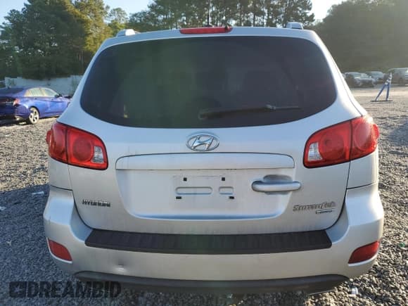 ✅ 2008 Hyundai Santa Fe SE • VIN: 5NMSH73E68H186947 • Lot: 74068404. Listed on Copart with 217,188 mi. Free auction sales archive from the USA and detailed vehicle history report at DreamBid. Image 6.