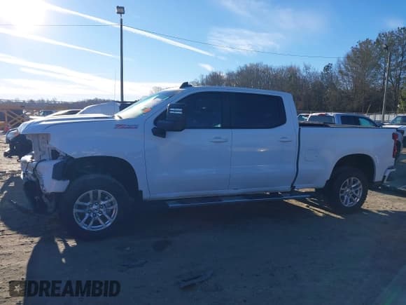 ✅ 2021 Chevrolet Silverado 1500 RST • VIN: 3GCUYEET2MG391955 • Lot: 41295635. Listed on IAAI with 67,906 mi. Free auction sales archive from the USA and detailed vehicle history report at DreamBid. Image 15.