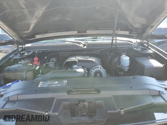 ✅ 2010 Chevrolet Avalanche LS • VIN: 3GNNCEE09AG231731 • Лот: 74928964. Опубликован ранее на Copart с пробегом 134 019 миль. Бесплатный доступ к архиву аукционных продаж из США и подробный отчёт об истории автомобиля на DreamBid. Изображение 11.