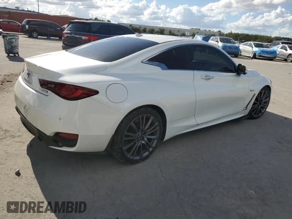 ✅ 2017 Infiniti Q60 Red Sport 400 • VIN: JN1FV7EK4HM611140 • Lot: 86687245. Listed on Copart with 116,241 mi. Free auction sales archive from the USA and detailed vehicle history report at DreamBid. Image 3.