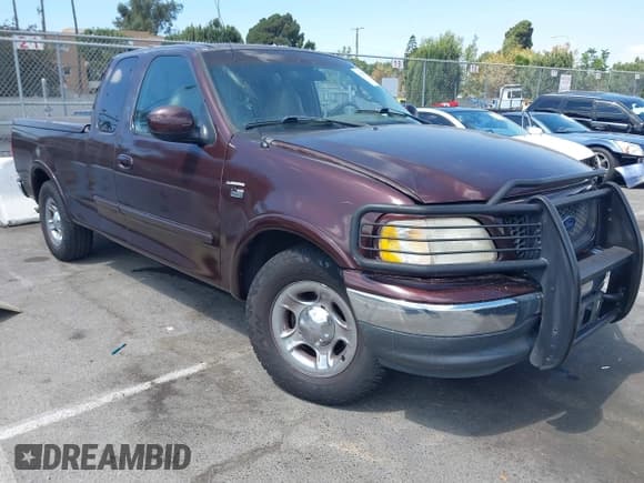✅ 2000 Ford F-150 XL • VIN: 1FTRX17L4YKA12726 • Лот: 43199156. Опубликован ранее на IAAI с пробегом Не указан. Бесплатный доступ к архиву аукционных продаж из США и подробный отчёт об истории автомобиля на DreamBid. Изображение 1.