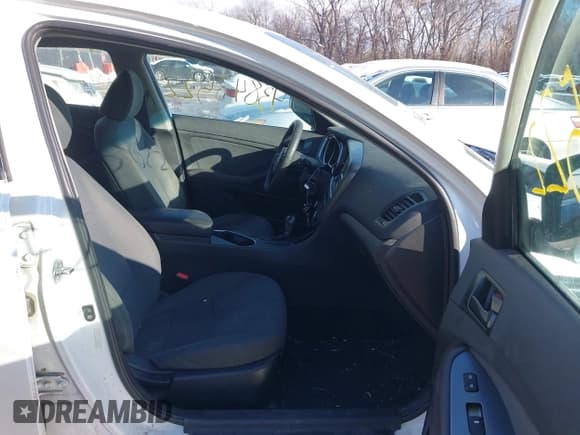 ✅ 2015 Kia Optima LX • VIN: KNAGM4A73F5560416 • Lot: 43843522. Listed on IAAI with 122,365 mi. Free auction sales archive from the USA and detailed vehicle history report at DreamBid. Image 5.