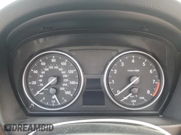 ✅ 2010 BMW 3 Series 328i • VIN: WBAWR3C51AP462355 • Lot: 61424535. Listed on Copart with Not provided. Free auction sales archive from the USA and detailed vehicle history report at DreamBid. Image 9.