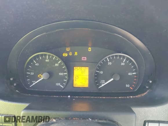 ✅ 2014 Freightliner Sprinter • VIN: WDYPE8DB8E5852475 • Лот: 41827512. Опубликован ранее на IAAI с пробегом 252 812 миль. Бесплатный доступ к архиву аукционных продаж из США и подробный отчёт об истории автомобиля на DreamBid. Изображение 7.