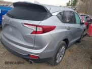 ✅ 2019 Acura RDX Advance • VIN: 5J8TC2H72KL017726 • Lot: 41781863. Wystawiony na IAAI z przebiegiem 62 728 mil. Bezpłatny archiwum sprzedaży aukcyjnych z USA i szczegółowy raport historii pojazdu na DreamBid. Zdjęcie 4.
