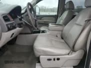 ✅ 2007 Chevrolet Silverado 2500HD 1LT • VIN: 1GCHK23697F552614 • Lot: 90022885. Wystawiony na Copart z przebiegiem 194 068 mil. Bezpłatny archiwum sprzedaży aukcyjnych z USA i szczegółowy raport historii pojazdu na DreamBid. Zdjęcie 7.