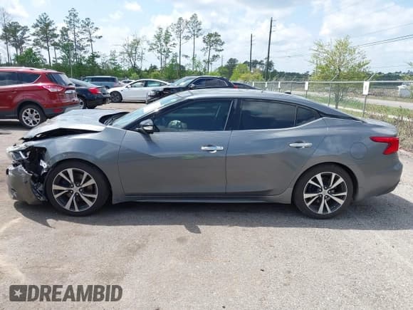 ✅ 2017 Nissan Maxima S • VIN: 1N4AA6AP6HC430163 • Lot: 41935320. Listed on IAAI with 64,431 mi. Free auction sales archive from the USA and detailed vehicle history report at DreamBid. Image 14.