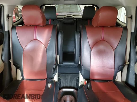 ✅ 2020 Toyota Highlander Hybrid Limited • VIN: 5TDXBRCHXLS014634 • Лот: 72117324. Опубликован ранее на Copart с пробегом 218 666 миль. Бесплатный доступ к архиву аукционных продаж из США и подробный отчёт об истории автомобиля на DreamBid. Изображение 10.