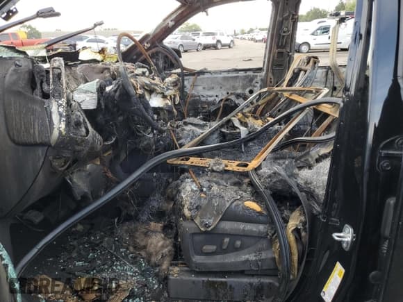 ✅ 2017 GMC Sierra 1500 Denali • VIN: 3GTU2PEJ8HG160494 • Lot: 45989915. Listed on Copart with Not provided. Free auction sales archive from the USA and detailed vehicle history report at DreamBid. Image 7.