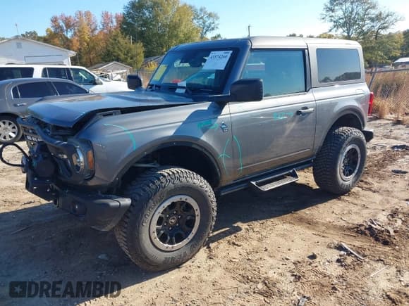 ✅ 2023 Ford Bronco • VIN: 1FMDE5CP8PLC18796 • Лот: 43574260. Опубликован ранее на IAAI с пробегом 31 871 миль. Бесплатный доступ к архиву аукционных продаж из США и подробный отчёт об истории автомобиля на DreamBid. Изображение 18.